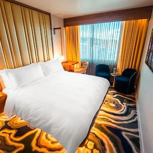 Superior East Wing Rooms By Five Zurich